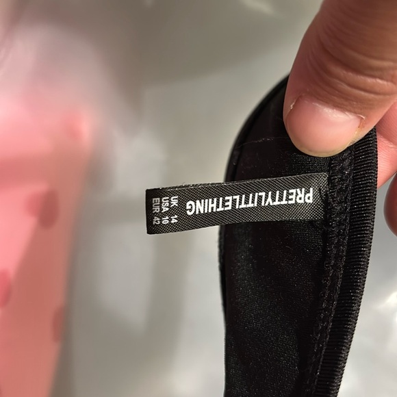 PrettyLittleThing Black Swimwear - Picture 2 of 6